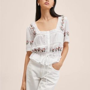Mango NWOT Embroidered Peasant Top